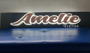 aviso en acrilico 11